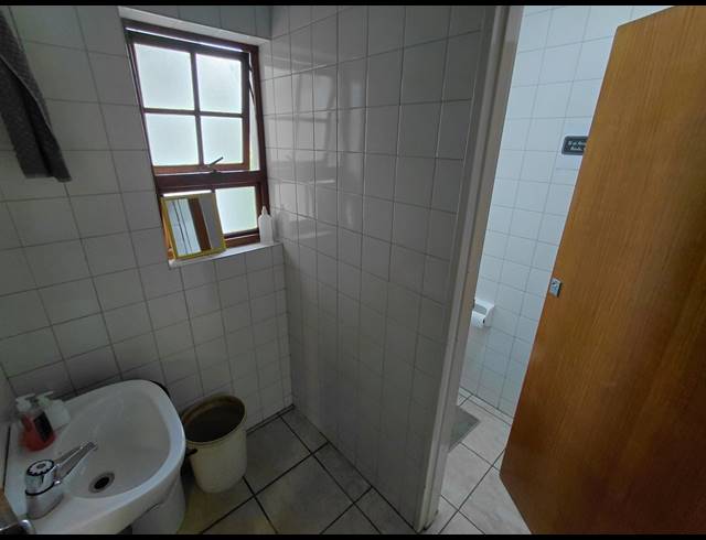 156M² OFFICE FOR SALE IN RANDJESPARK